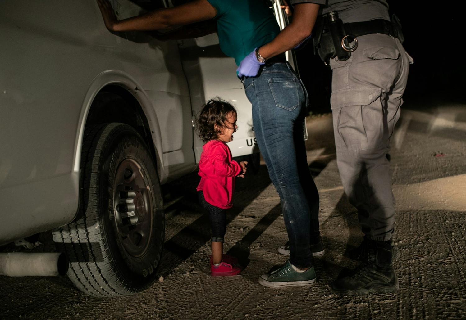 Crying Girl on the Border John Moore world press photo